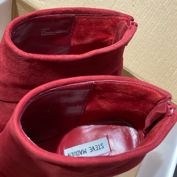 Vintage Y2K Steve Madden Trishia Red Suede Stiletto Ankle Boots - Picture 7 of 9